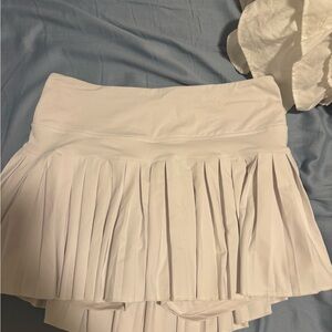 Gold Hinge White Tennis Skirt